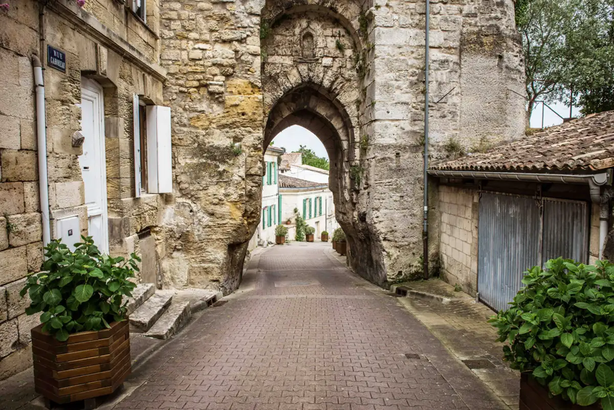 bourg-sur-gironde désat 1200x bourg-sur-gironde